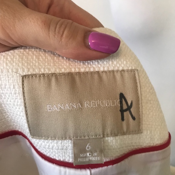 BANANA REPUBLIC WHITE BLAZER, SIZE 6 - Picture 5 of 8